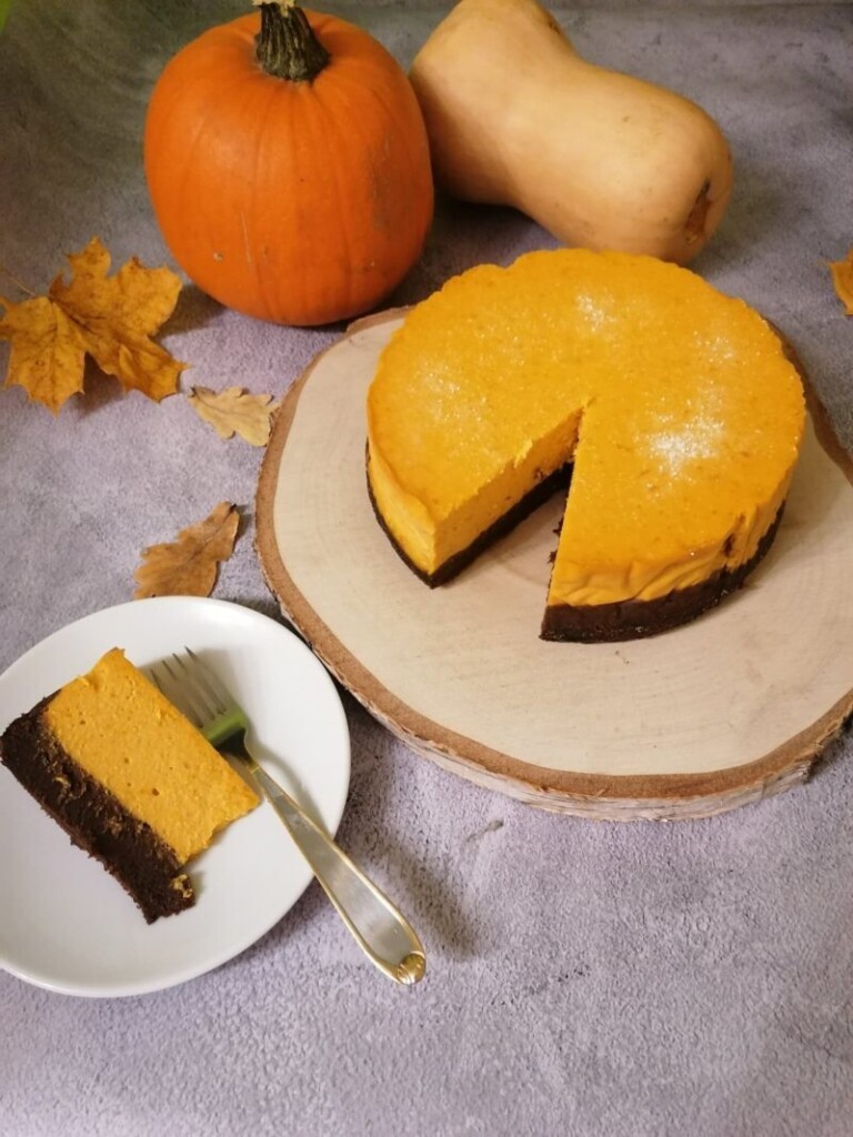 Dyniowy sernik z brownie