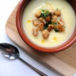 Grzanki z camembertem i figami