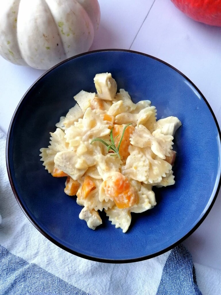 Makaron z dynią i kurczakiem