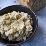 Sałatka z selerem i ananasem