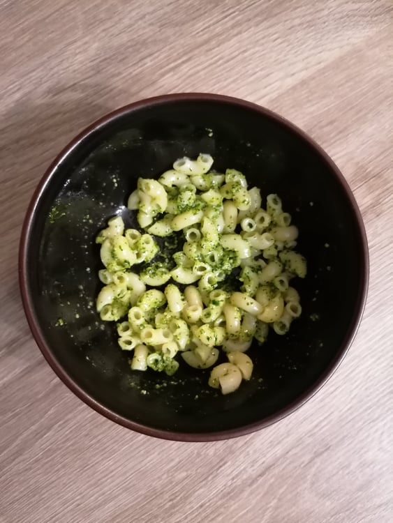Menu malucha: makaron z pietruszkowym pesto