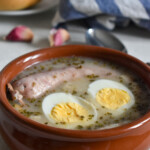 Jajka faszerowane wędzonym łososiem