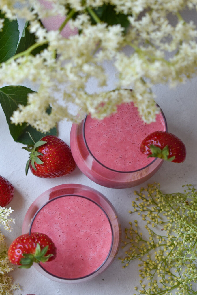 Ekspresowy koktajl truskawkowy