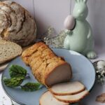 Wielkanocne koreczki z białej kiełbasy